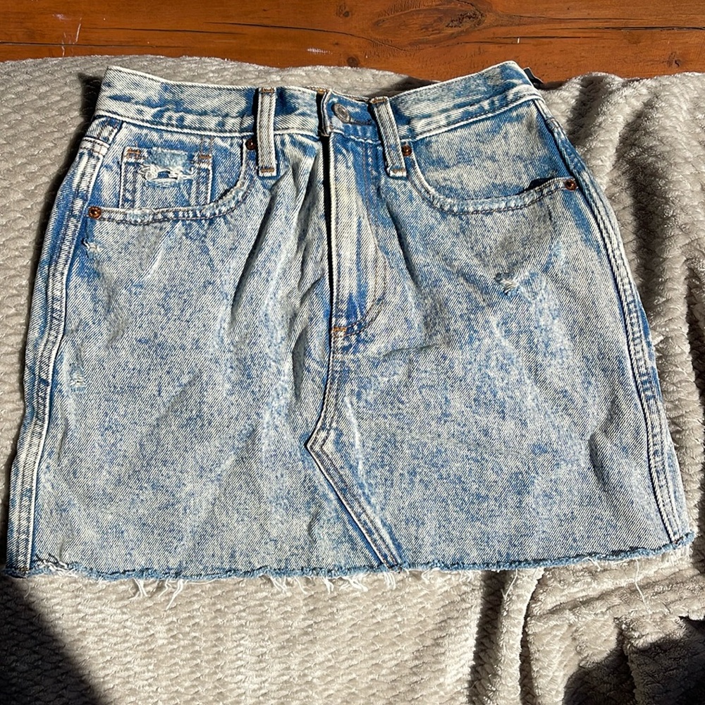 Abercrombie & Fitch jean skirt NWT